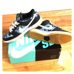 Nike Dunk Low Premium FT SB QS 9.5